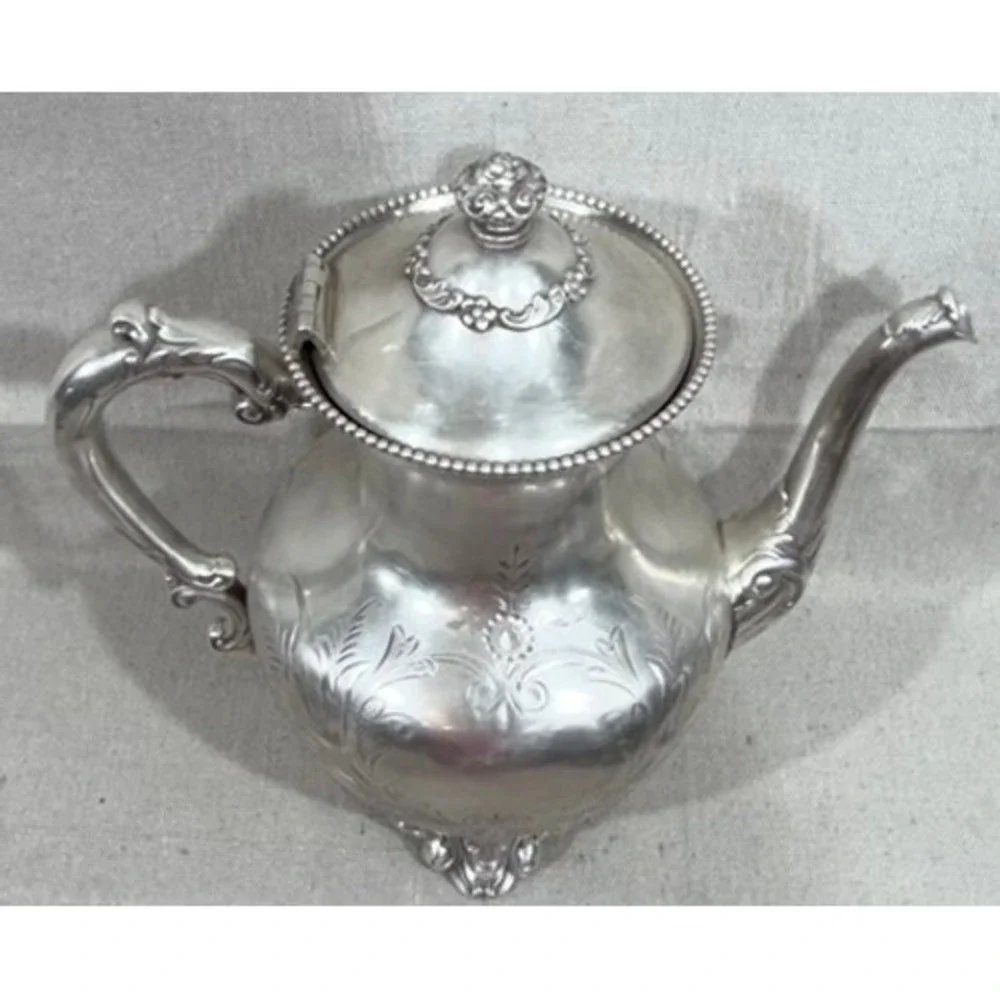 Antique Knickerbocker Silver Co Quadruple Plated 922 Coffee Pot Victorian 9.5in